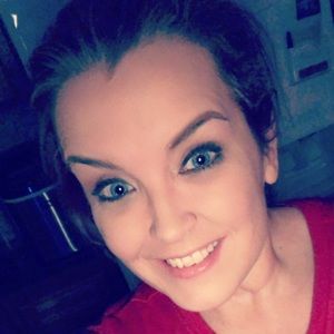 Meet your Posher, Kelli